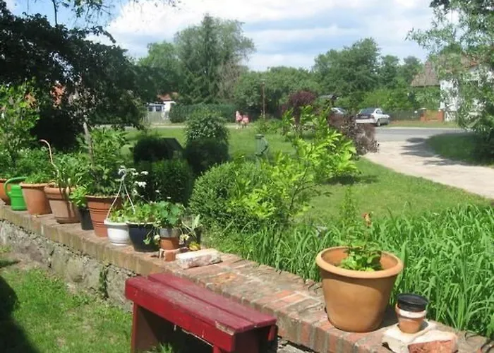 Lejlighed In Mit Grossem Garten By Interhome Haselberg