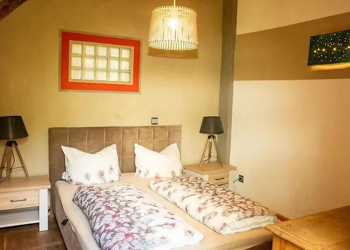 In Mit Grossem Garten By Interhome Lejlighed *