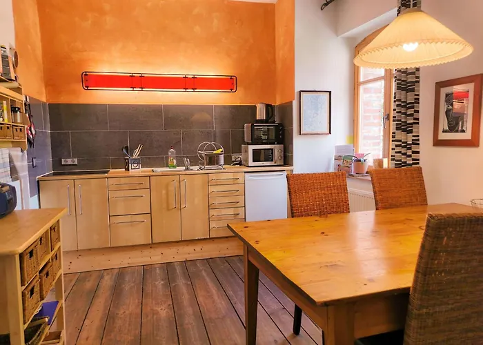 In Mit Grossem Garten By Interhome